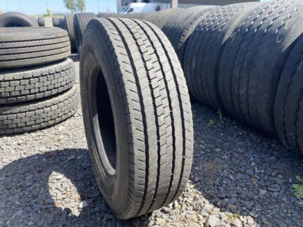  Opona ciężarowa używana 225/75R17.5 BRIDGESTONE M788 / 10-11mm
