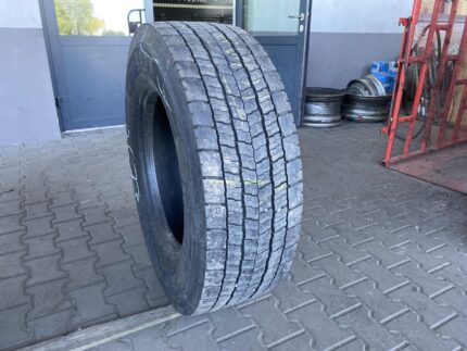  Opona ciężarowa używana 315/70R22.5 PIRELLI TW:01 / 11-12mm