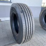  Opona ciężarowa używana 315/80R22.5 PIRELLI FR:01 TRIATHLON / 16-17mm