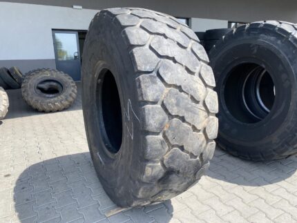  Opona przemysłowa radialna 20.5R25 YOKOHAMA RADIAL RB31 / 13-14mm