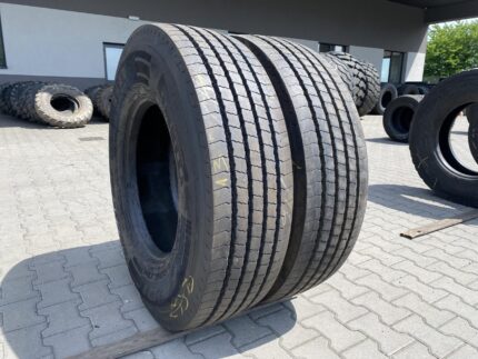  Opony ciężarowe używana 315/80R22.5 PIRELLI FR:01 TRIATHLON / 15-17mm