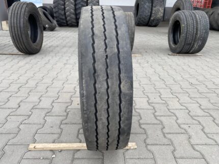 Opona ciężarowa używana 215/75R17.5 HANKOOK SMART FLEX TH31 / 9mm