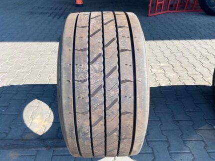 Opona ciężarowa  445/45R19.5 BIEŻNIKOWANA TYP CONTINENTAL CONTI  HYBRID HT3 / 100% BIEŻNIKA