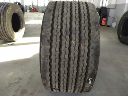 Opona ciężarowa  445/45R19.5 BIEŻNIKOWANA TYP NOKIAN NOKTOP 74 / 11-12mm