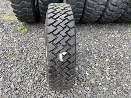 Opony ciężarowe 10R17.5 BIEŻNIKOWANA KRAIBURG K-26 KOSTKA / 100% BIEŻNIKA