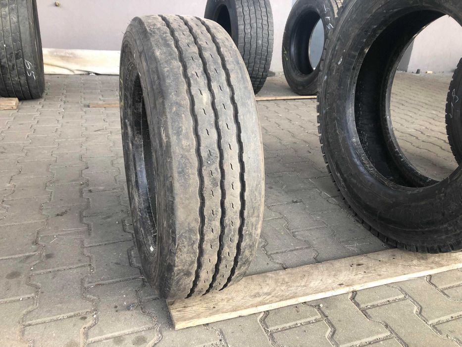 Opona ciężarowa używana 205/65R17.5 GOODYEAR KMAX T / 8-9mm Opona ciężarowa używana 205/65R17.5 GOODYEAR KMAX T / 8-9mm