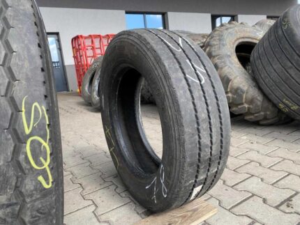 Opona ciężarowa używana 205/65R17.5 HANKOOK TH22 / 8-9mm