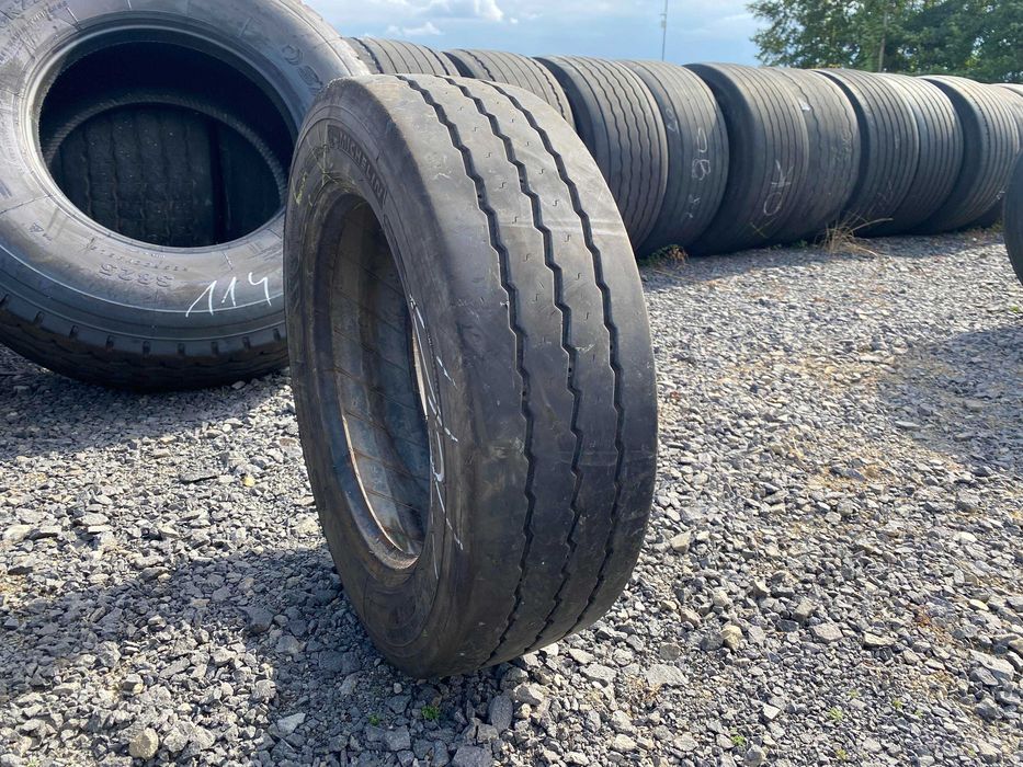 Opona ciężarowa używana 205/65R17.5 MICHELIN X MAXITRAILER XTA+E / 9mm Opona ciężarowa używana 205/65R17.5 MICHELIN X MAXITRAILER XTA+E / 9mm