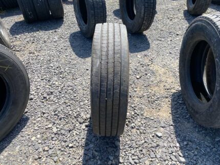  Opona ciężarowa używana 205/75R17.5 FALKEN RI151 / 9-10mm