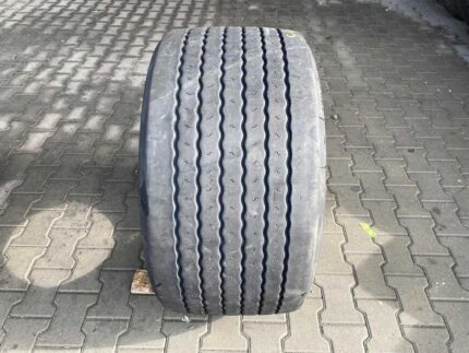 Opona ciężarowa  445/45R19.5 BIEŻNIKOWANA TYP MICHELIN XTA2 ENERGY  / 8mm