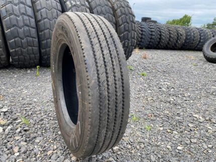  Opona ciężarowa używana 205/75R17.5 LEAO F820 / 9-10mm