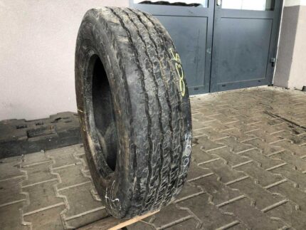  Opona ciężarowa używana 205/75R17.5 MATADOR MASTER FR2 / 9mm