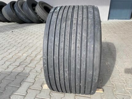Opona ciężarowa  445/45R19.5 BIEŻNIKOWANA TYP NACZEPA MEGA / 11-12mm