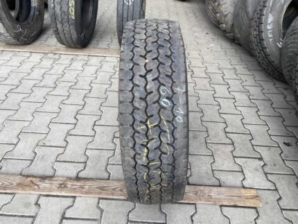  Opona ciężarowa używana 205/75R17.5 MICHELIN X MULTI D / 7-10mm