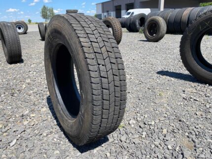  Opona ciężarowa używana 205/75R17.5 WESTLAKE ALL ROUTES WDR+ 1 / 9-10mm