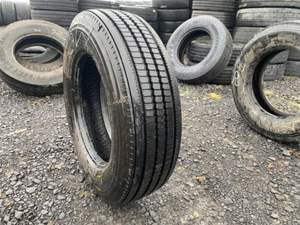  Opona ciężarowa używana 215/75R17.5 AEOLUS HN826+ / 10-11mm