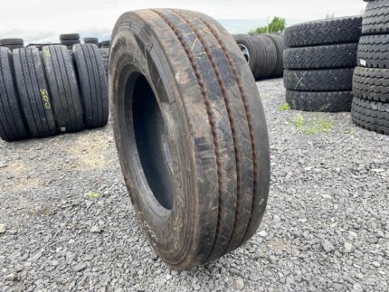  Opona ciężarowa używana 215/75R17.5 APOLLO ENDURACE RT / 12-13mm