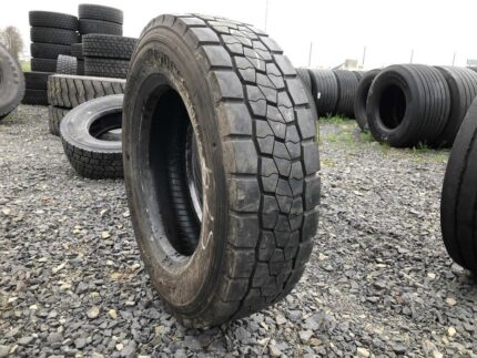  Opona ciężarowa używana 215/75R17.5 BRIDGESTONE R-DRIVE 002 / 10mm