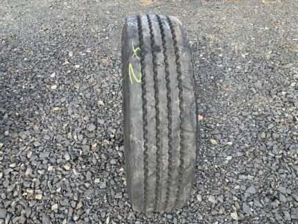 Opona ciężarowa używana 215/75R17.5 CONTINENTAL HTR / 8-9mm