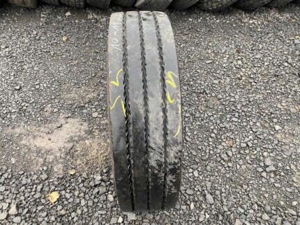 Opona ciężarowa używana 215/75R17.5 CONTINENTAL HTR2 / 10-11mm