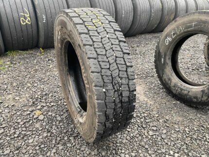  Opona ciężarowa używana 215/75R17.5 CONTINENTAL CONTI SCANDINAVIA LD3 / 10-12mm