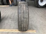 Opona ciężarowa używana 215/75R17.5 DUNLOP SP246 / 8-9mm