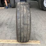  Opona ciężarowa używana 215/75R17.5 DUNLOP SP246 / 8-9mm