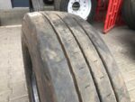 Opona ciężarowa używana 215/75R17.5 DUNLOP SP246 / 8-9mm