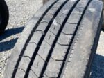 Opona ciężarowa używana 215/75R17.5 DUNLOP SP344 / 9-10mm