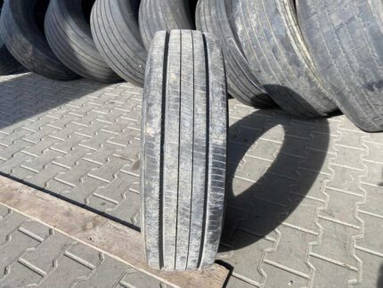  Opona ciężarowa używana 215/75R17.5 FULDA ECOTONN / 11-12mm