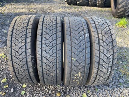 Opony ciężarowe używana 215/75R17.5 GOODYEAR KMAX D / 10-11mm