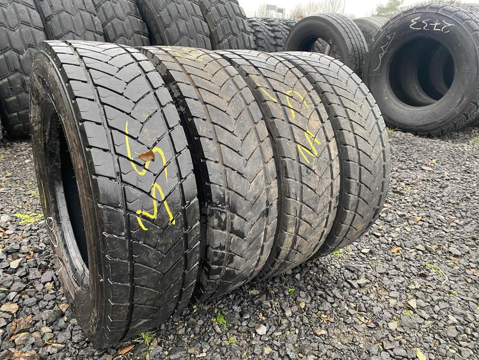Opony ciężarowe używana 215/75R17.5 GOODYEAR KMAX D / 7-9mm Opony ciężarowe używana 215/75R17.5 GOODYEAR KMAX D / 7-9mm