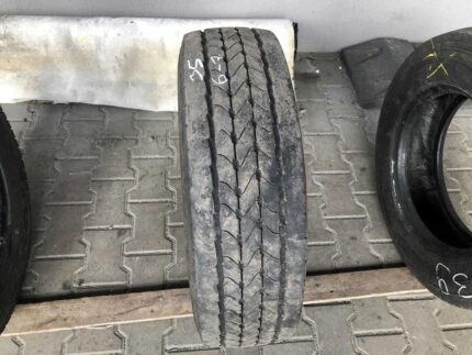 Opona ciężarowa używana 215/75R17.5 GOODYEAR KMAX S / 6-7mm