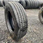  Opona ciężarowa używana 215/75R17.5 HANKOOK SMART FLEX AH35 / 10-11mm