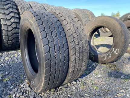  Opony ciężarowe używana 215/75R17.5 HANKOOK SMART FLEX DH35 / 12mm