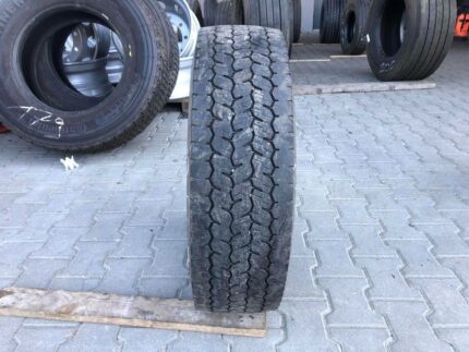  Opona ciężarowa używana 215/75R17.5 MICHELIN X MULTI D / 6-7mm