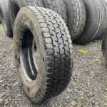  Opona ciężarowa używana 215/75R17.5 MICHELIN X MULTI D / 9-10mm
