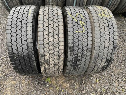 Opony ciężarowe używana 215/75R17.5 MICHELIN X MULTI D / 8-10mm