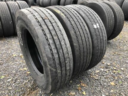 Opony ciężarowe używana 215/75R17.5 MICHELIN X MULTI Z / 6-7mm