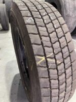Opona ciężarowa używana 215/75R17.5 BFGOODRICH ROUTE CONTROL D / 9-10mm