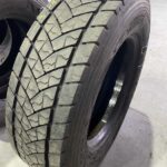  Opona ciężarowa używana 215/75R17.5 GOODYEAR KMAX D / 9-10mm