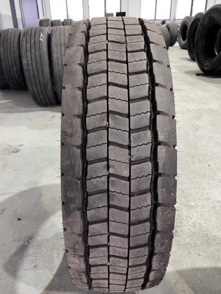Opona ciężarowa używana 215/75R17.5 TRUCKSTAR TH DRIVE 3 / 12-13 mm