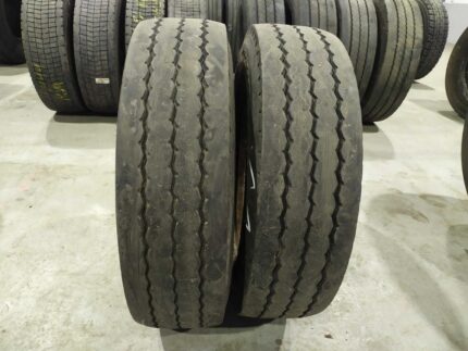 Opona ciężarowa używana 215/75R17.5 PIRELLI ST:01 / 6-7mm