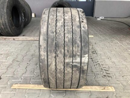  Opona ciężarowa  445/45R19.5 CONTINENTAL CONTI HYBRID HT3  / 6-8mm