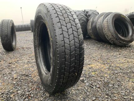  Opona ciężarowa używana 215/75R17.5 SAVA ORJAK 4 / 7-8mm