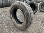 Opona ciężarowa używana 215/75R17.5 SEMPERIT RUNNER T2 / 10-11mm