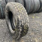  Opona ciężarowa używana 215/75R17.5 BIEŻNIKOWANA TYP MICHELIN XDE2 / 10-11mm