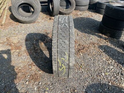  Opona ciężarowa używana 225/75R17.5 CONTINENTAL LDR1 / 7-9mm