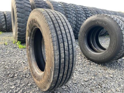  Opona ciężarowa używana 225/75R17.5 DUNLOP SP344 / 13mm