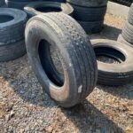  Opona ciężarowa używana 225/75R17.5 HANKOOK SMART FLEX AH35 / 10-11mm